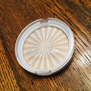 Ofra highlighter